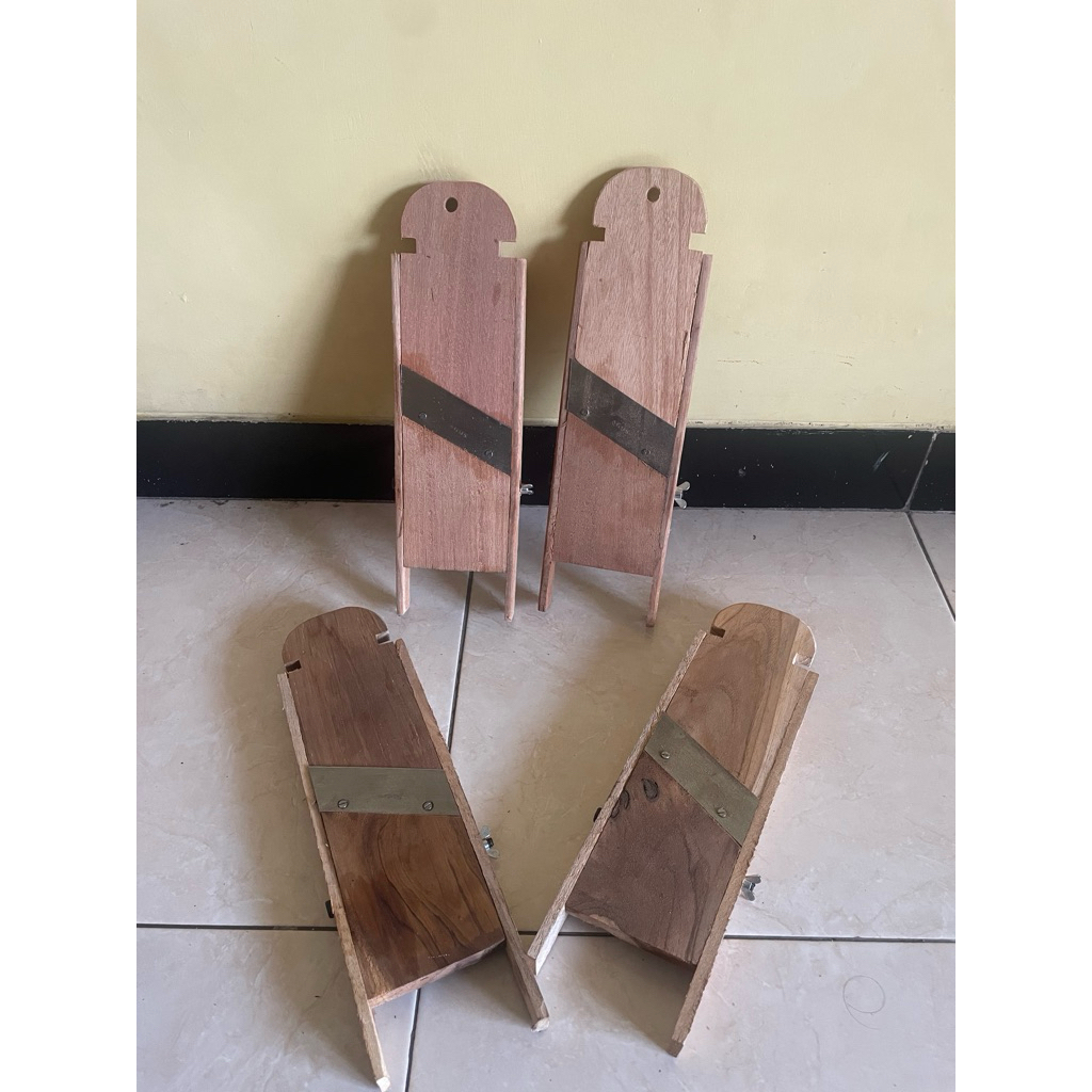 Alat Potong Serba Guna Keripik Pisang Kayu Jati