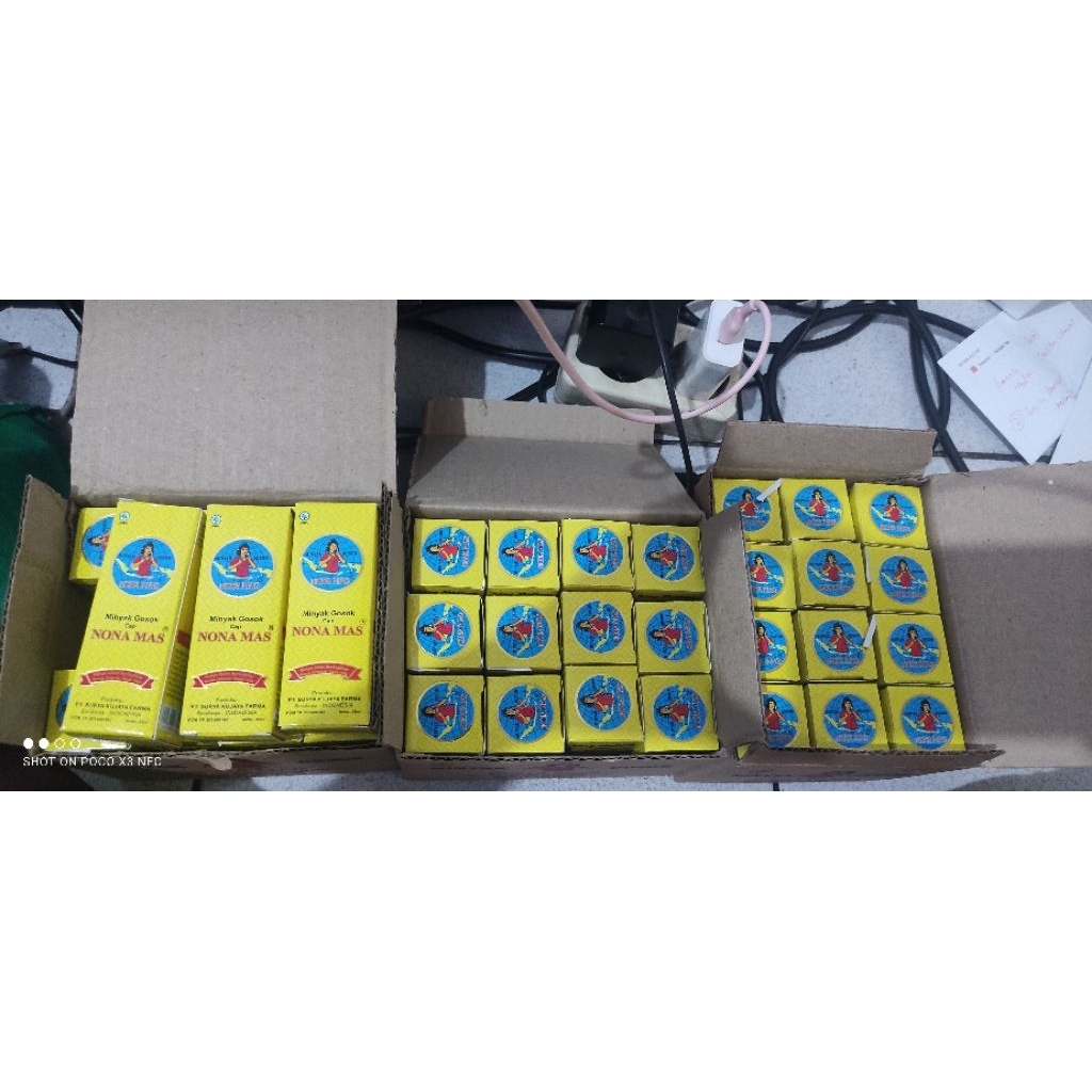 NONA MAS MINYAK GOSOK KEMASAN 1 DUS 12 BOTOL PER 35ml original dari flores 100% original