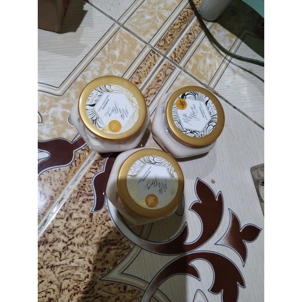 milk & honey body cream Oriflame