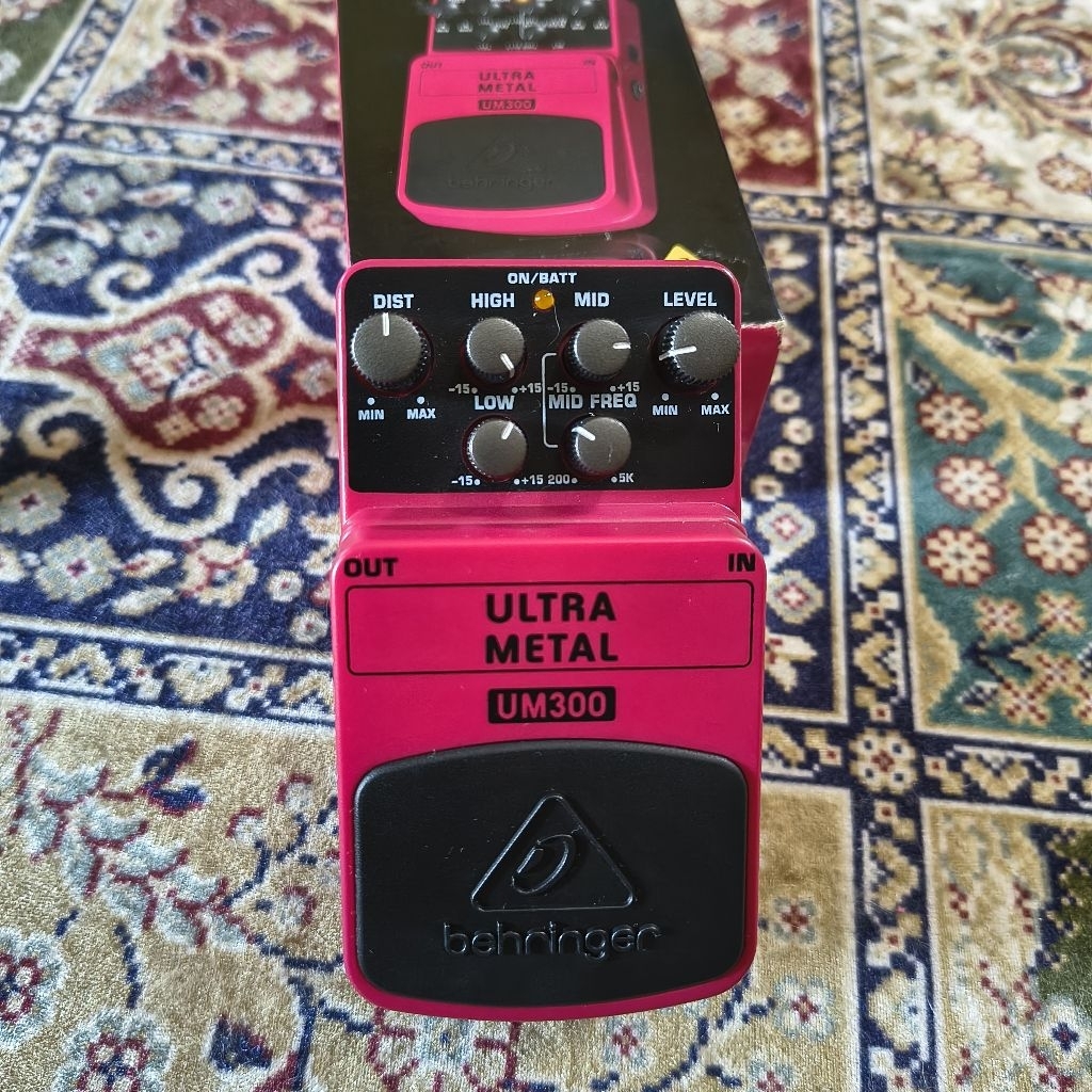 Efek Gitar Behringer Ultra Metal UM 300 Distorsi | Preloved Like New | Guitar Effect Second
