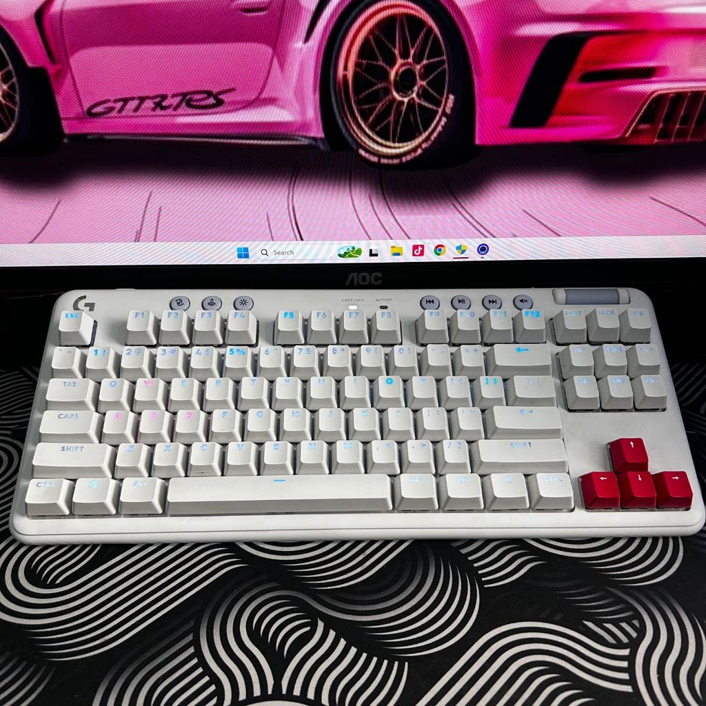Logitech G713 Wireless gaming keyboard Second