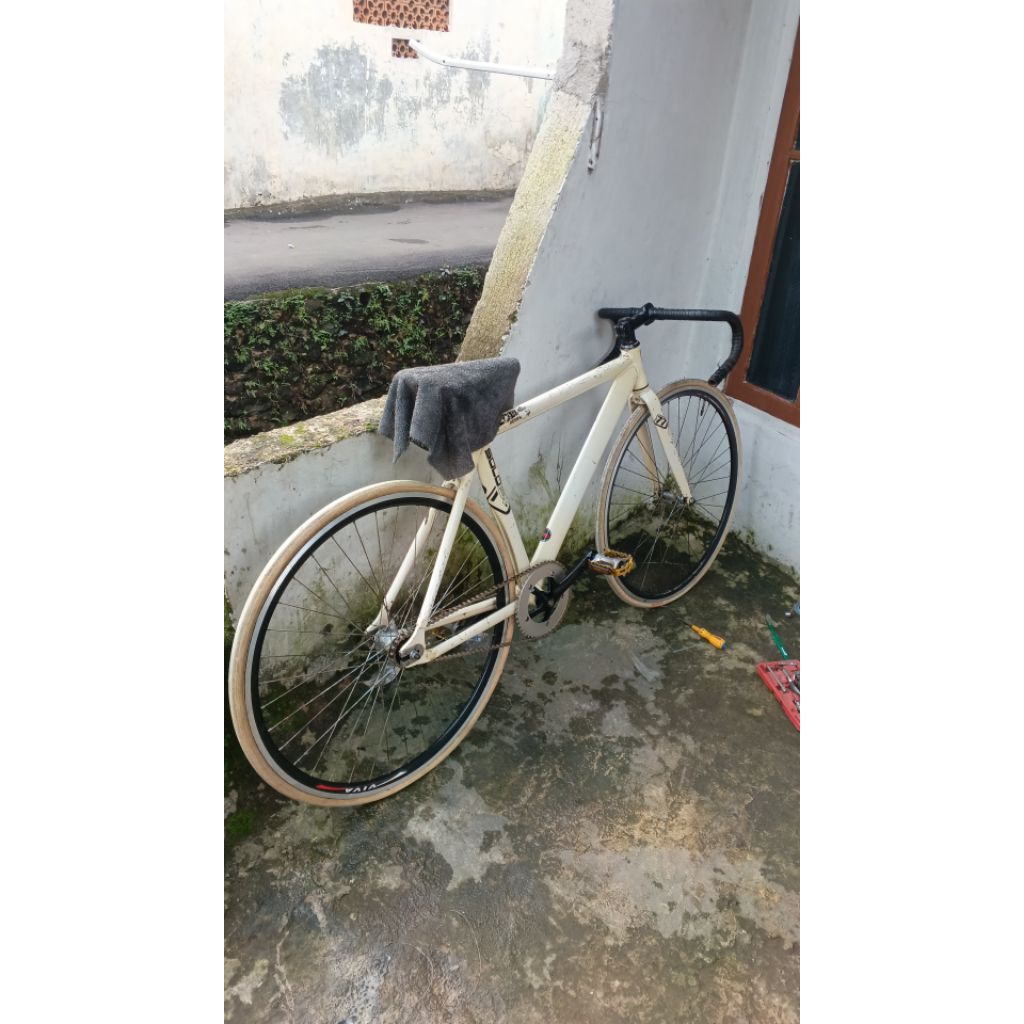 Sepeda Fixie Soloist 77 Ori Full bike