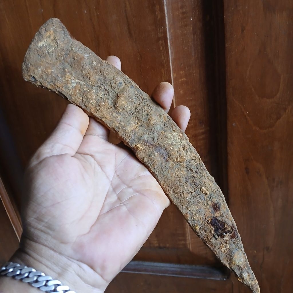 Koleksi Temuan Galian Tanah Jenis Pusaka Bulan Sabit KUNO KaBudhan