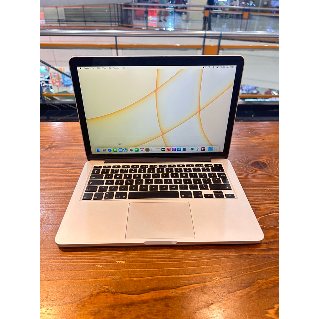 macbook pro retina 13inch 2015 i7 8/500