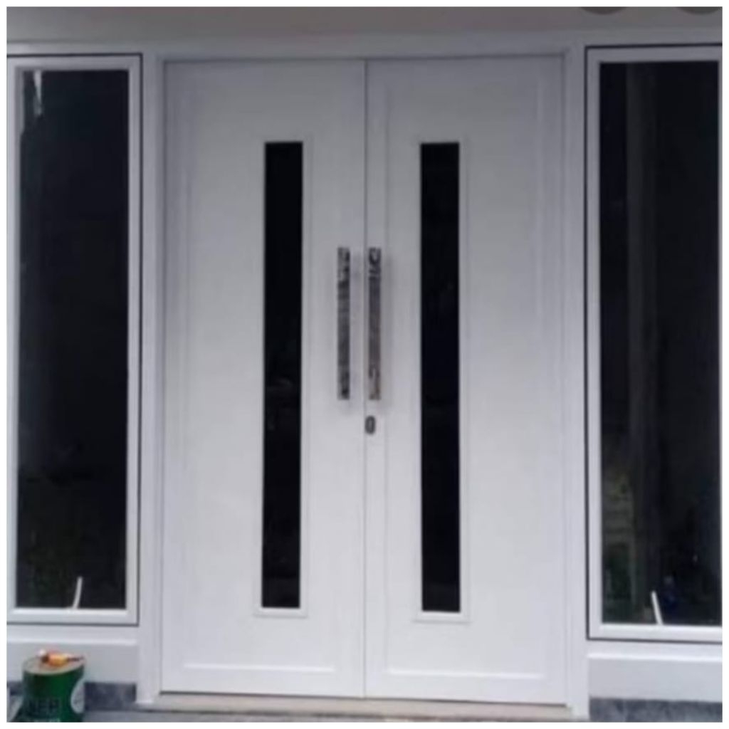 pintu aluminium 2 daun + kaca mati kiri kanan daun pintu kaca intip.