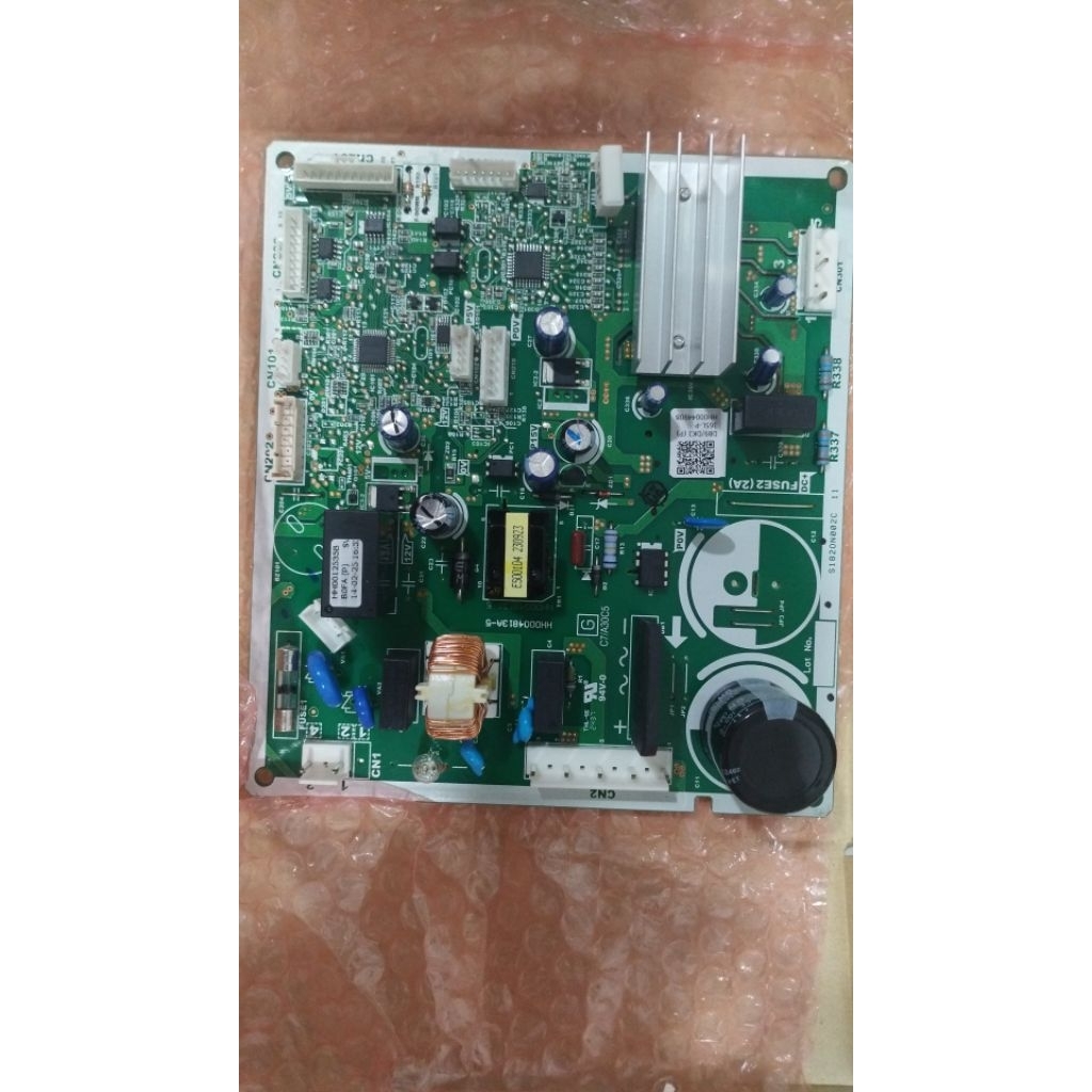 PCB MAIN KULKAS HITACHI MODEL RV47PGD3/MODUL KULKAS HITACHI ORIGINAL/SPAREPART KULKAS HITACHI ORIGIN
