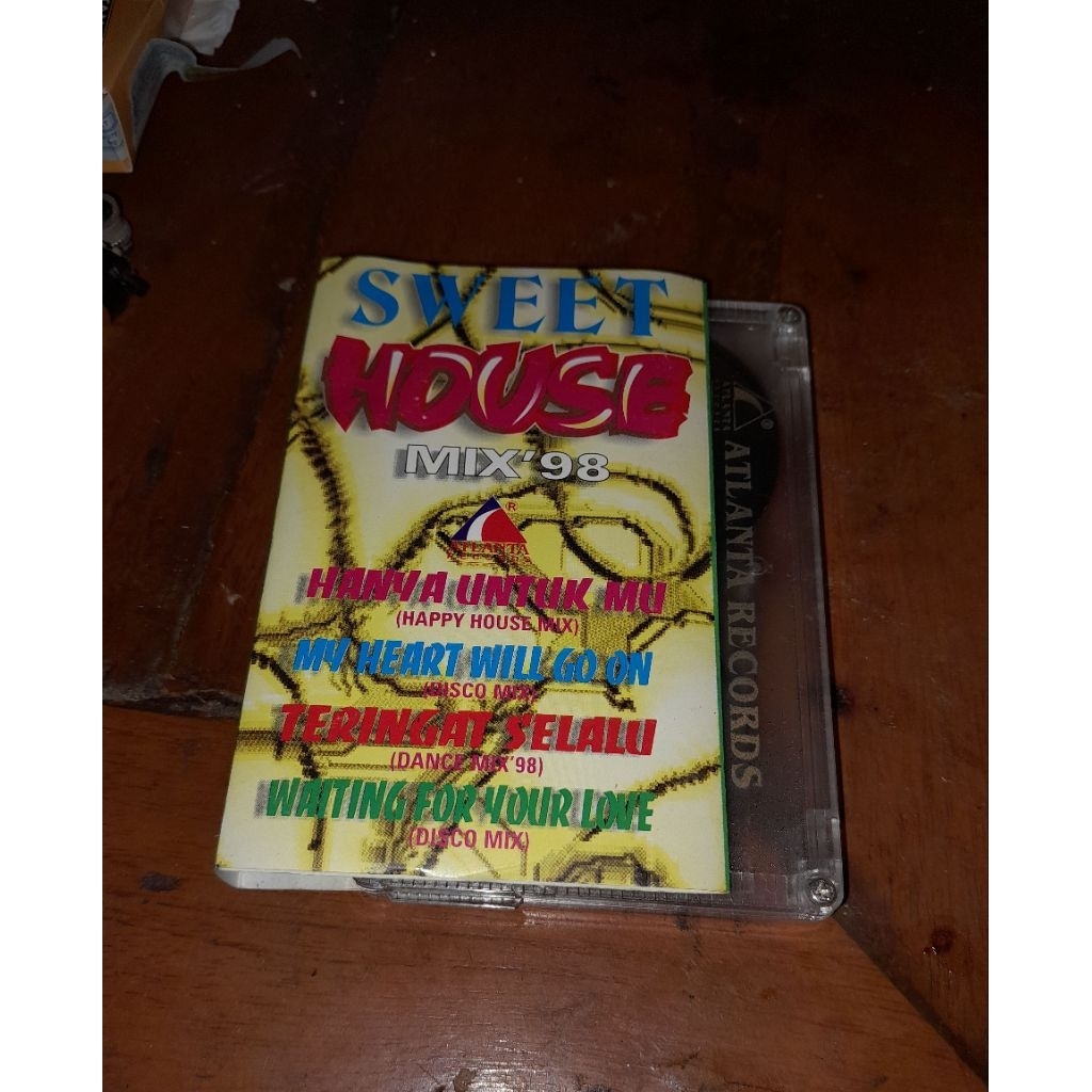 Kaset pita Sweet House mix
