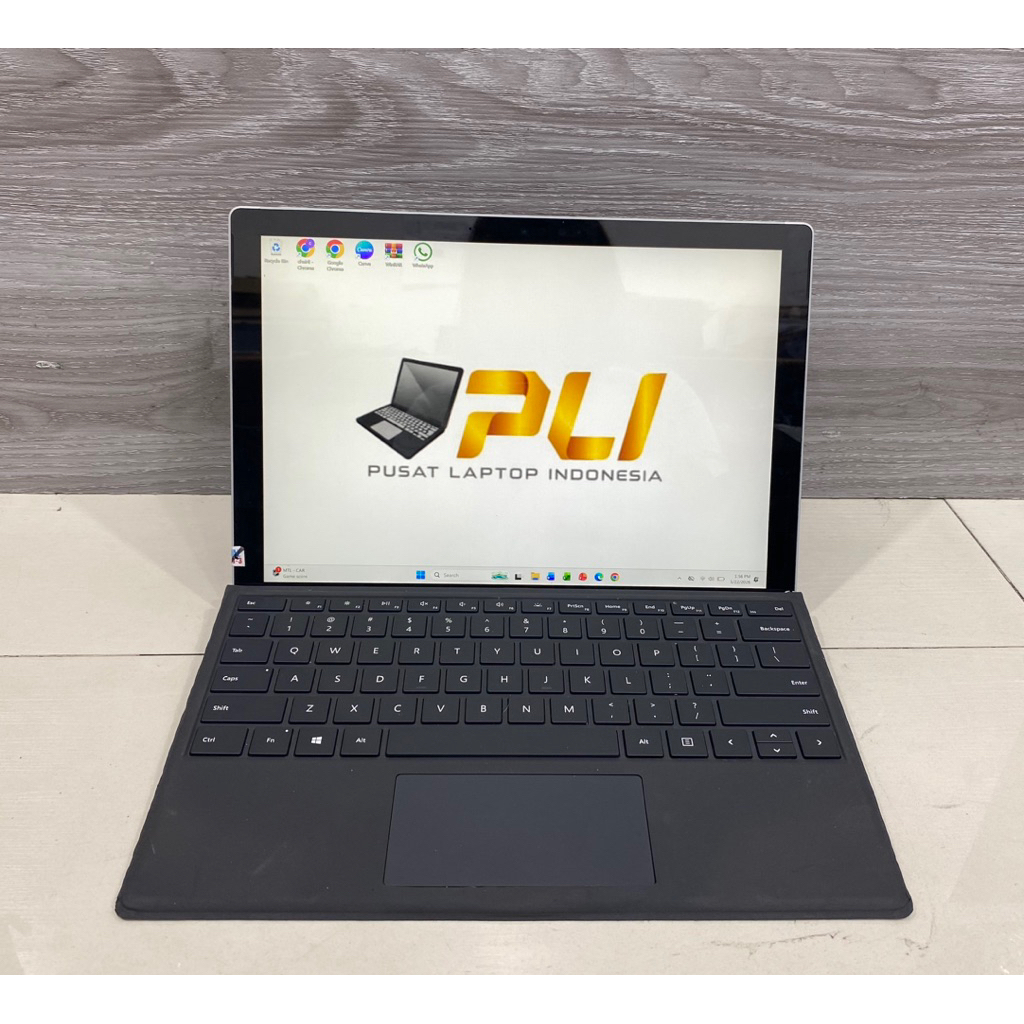 Microsoft Surface Pro 7+ 2in 1 core I7-1165G7 RAM 16 SSD 256-Touchscreen