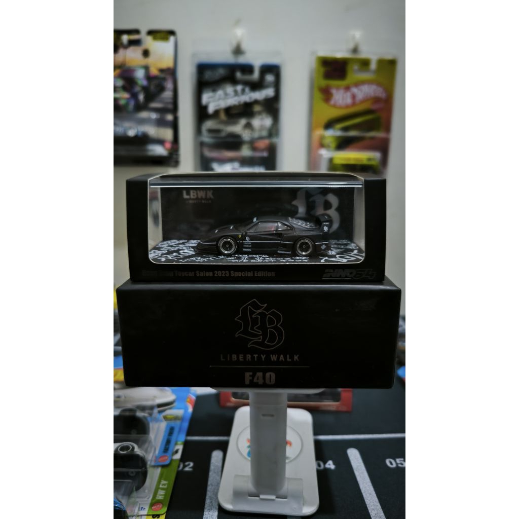 INNO64 LBWK F40 Hong Kong Toycar Salon 2023 Special Edition