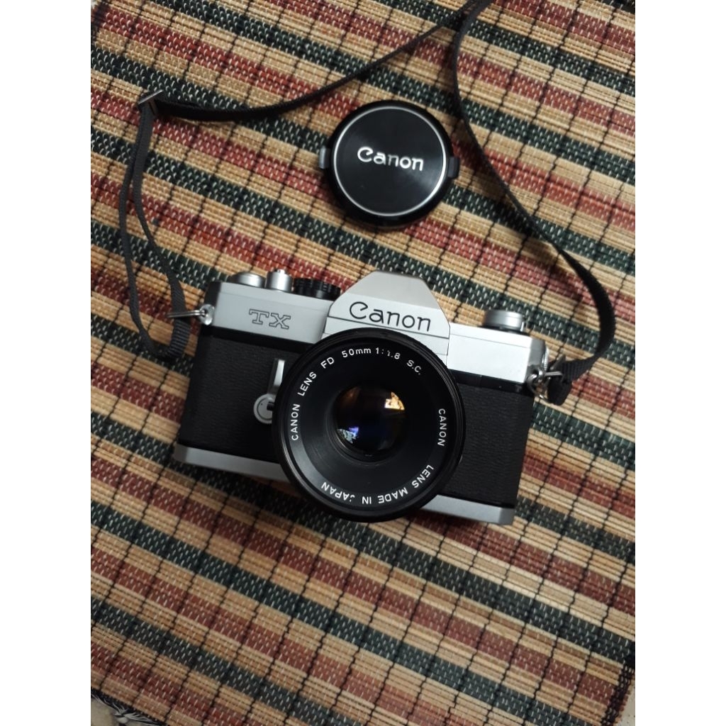 Kamera SLR Analog 35mm Canon TX 121540 50mm FD 1:1.8 SC Japan