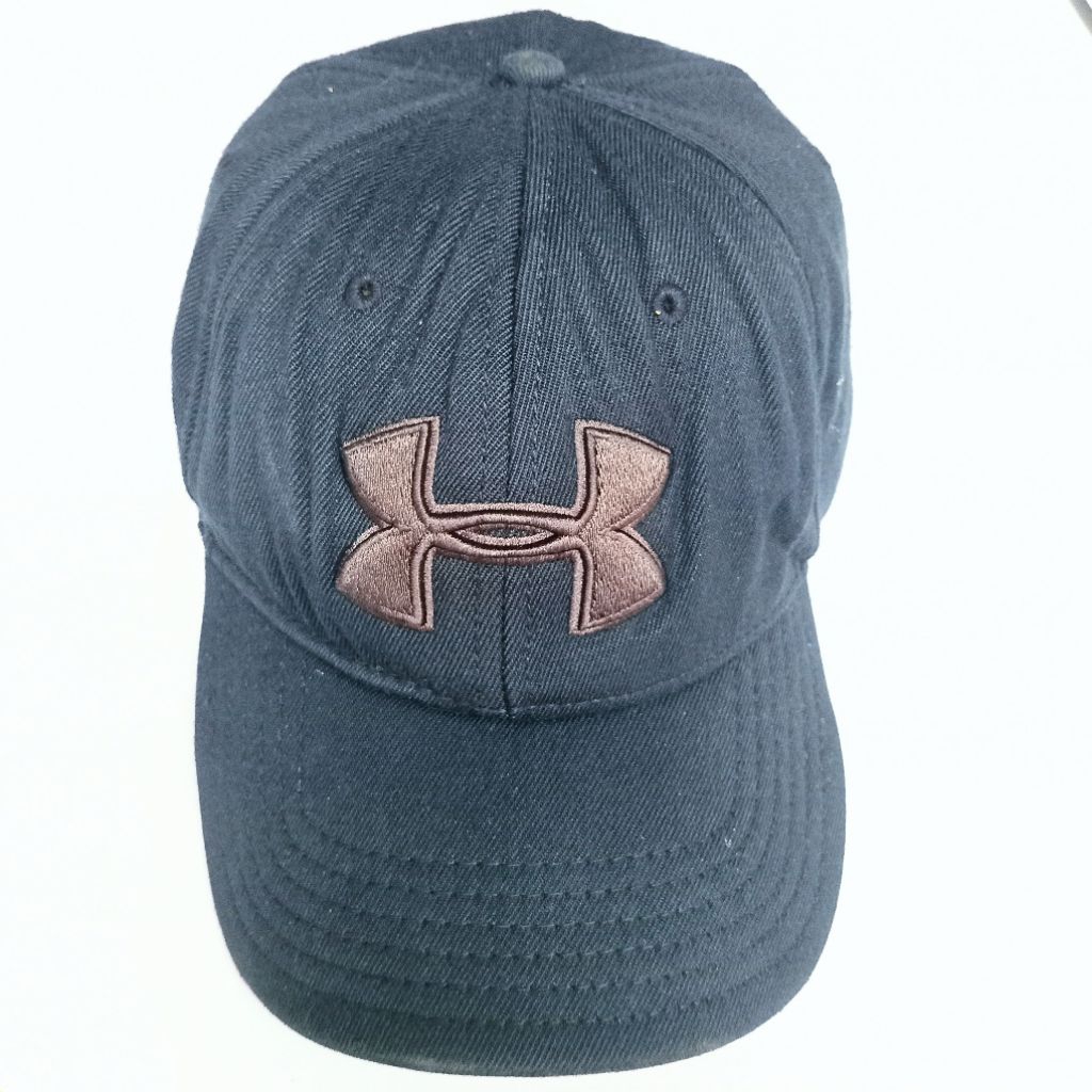 Original 100% Topi UA Baseball Pria Wanita Bordir Logo Sporty Hitam Second Thrift Preloved Billup