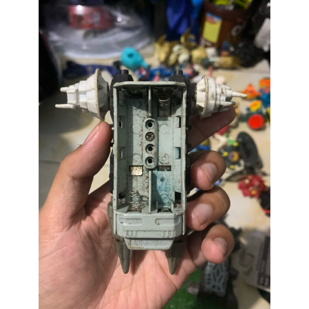 Junk crush gear