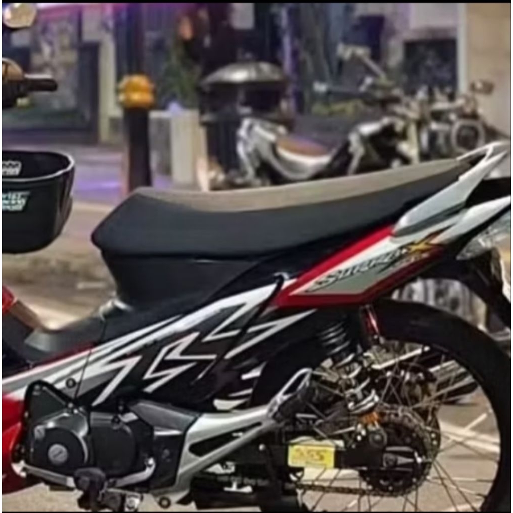 STRIPING LIST STIKER STANDAR ORI HONDA SUPRA X 125 TAHUN 2011 MERAH HITAM STIKER SUPRA X MERAH HITAM