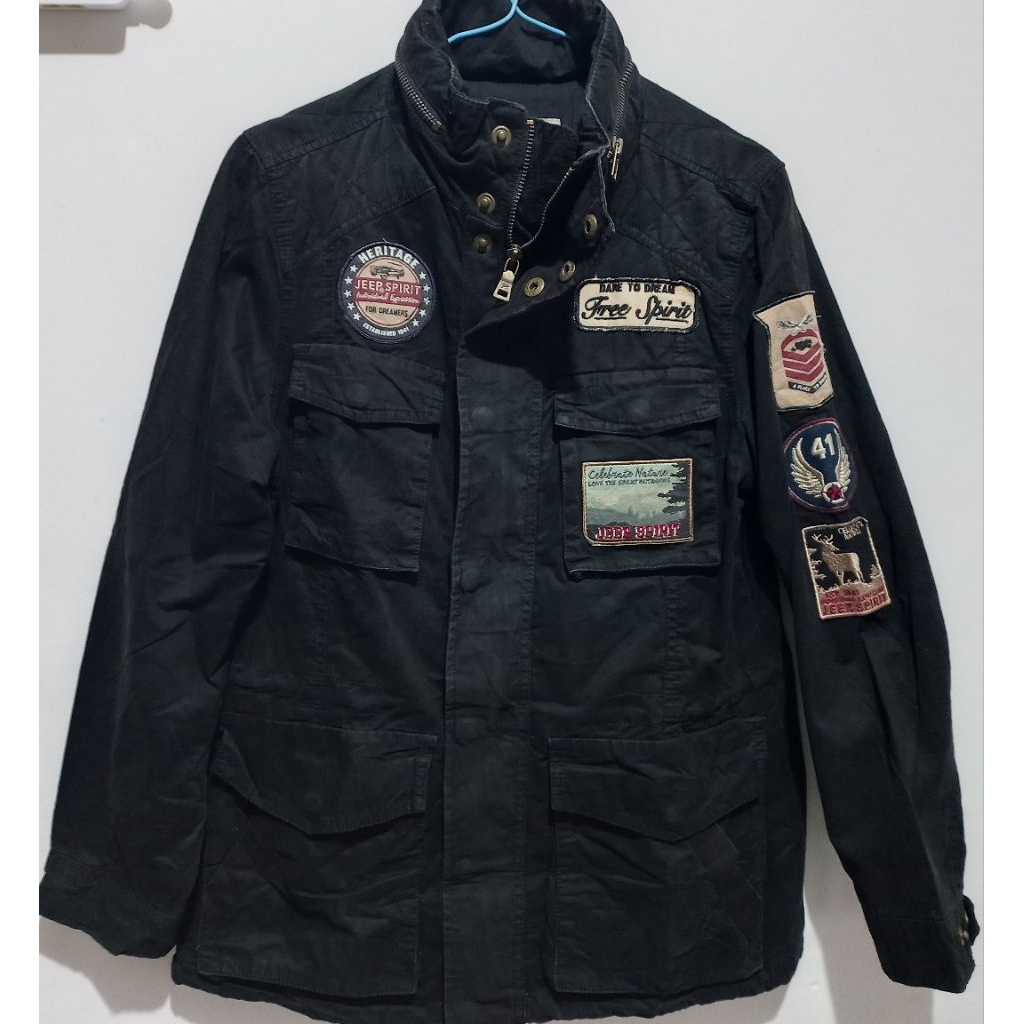 SemiParka Jeep Hitam Hidden Hodie Model M65