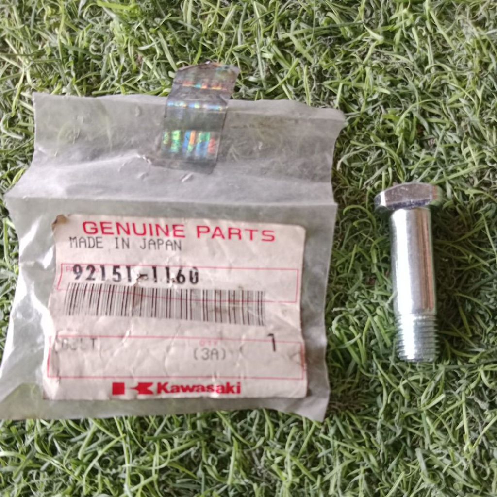 baut Nap gir gear  belakang Kawasaki Kaze Blitz atlet zx130 original Kawasaki baru