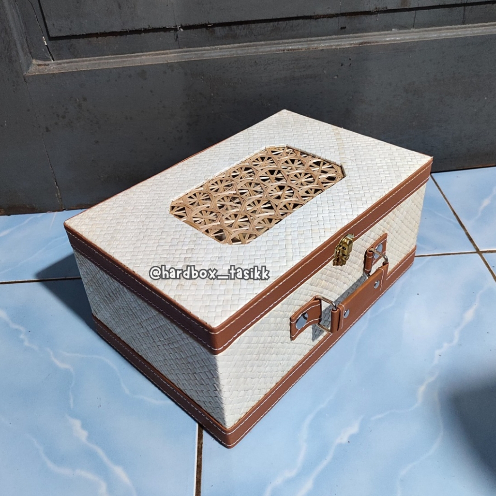 Box Tas Hampers Koper Pandan/Box Hampers Anyaman Bambu