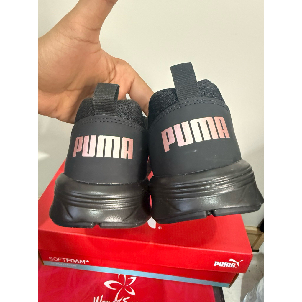 Puma NRGY Comet (soft foam black no 40)