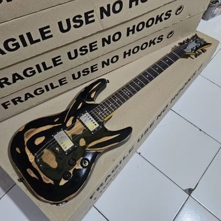 Gitar DBZ Barchetta Custom relic mantap