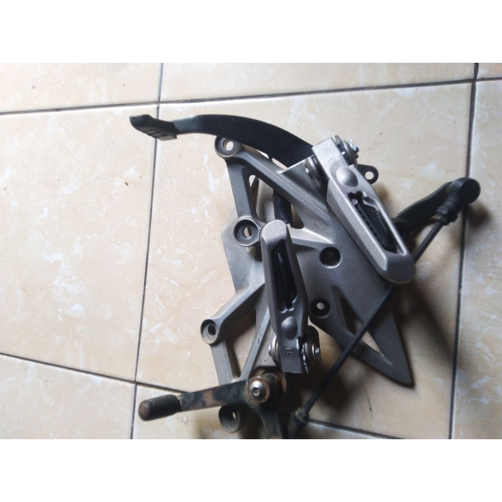 postep cbr 150 faselip ori copotan