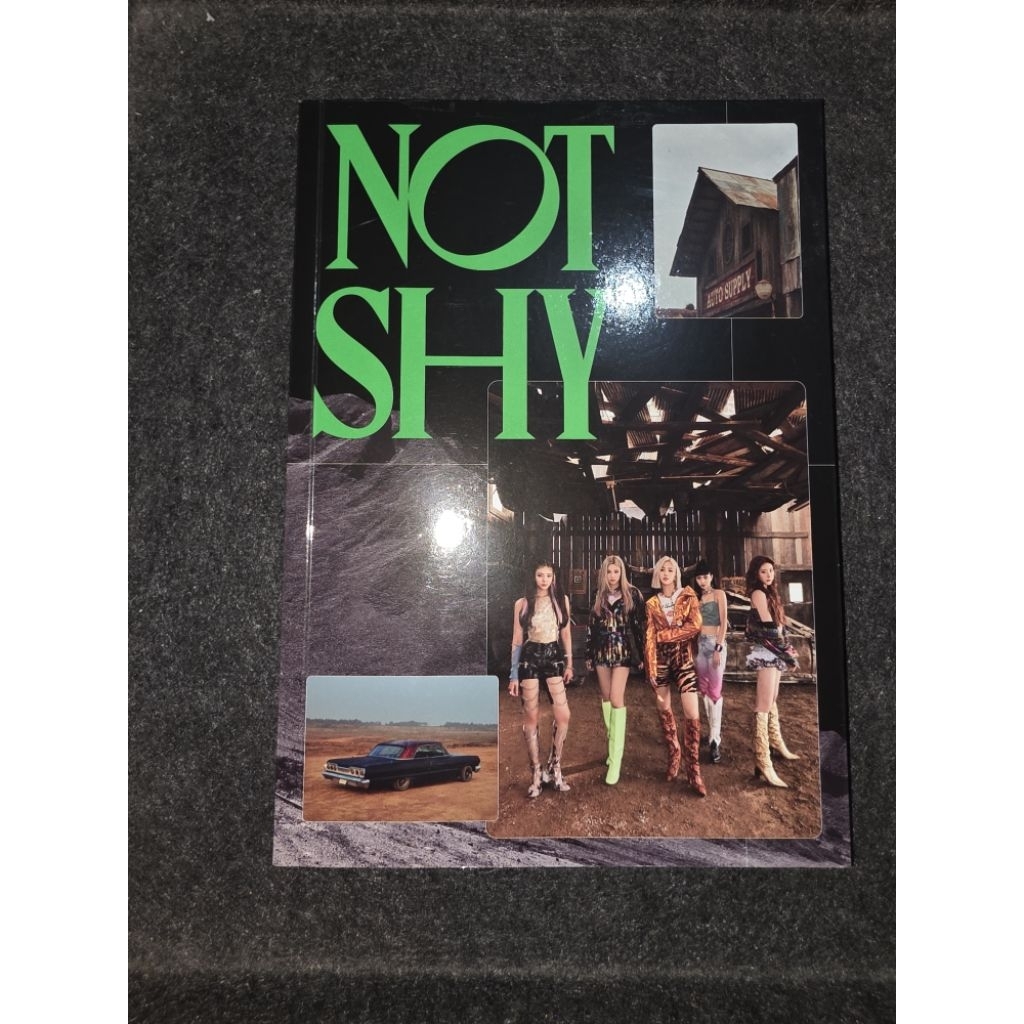 Album ITZY Not Shy (UNSEALED)
