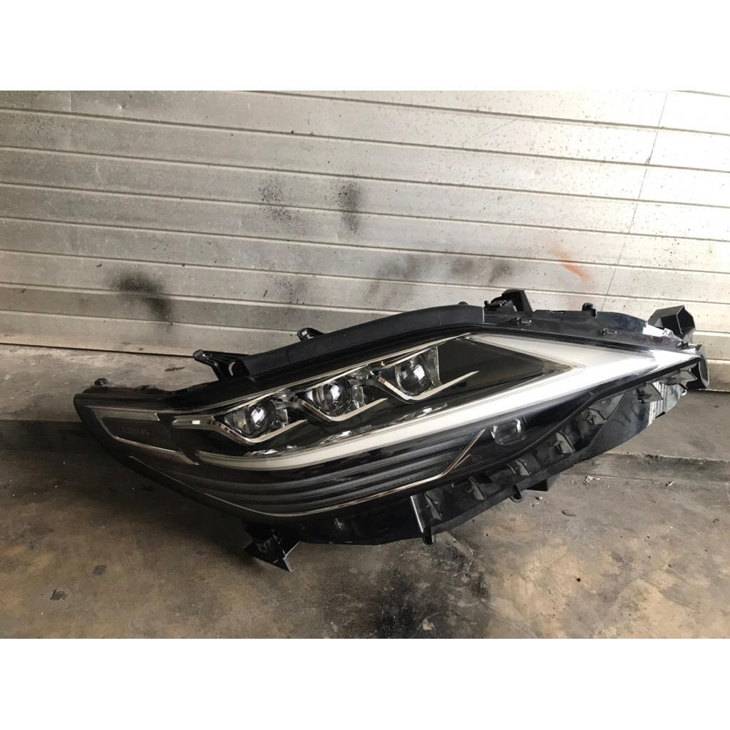 Headlamp lampu depan lexus LM300 LM350 2021- 2024 original