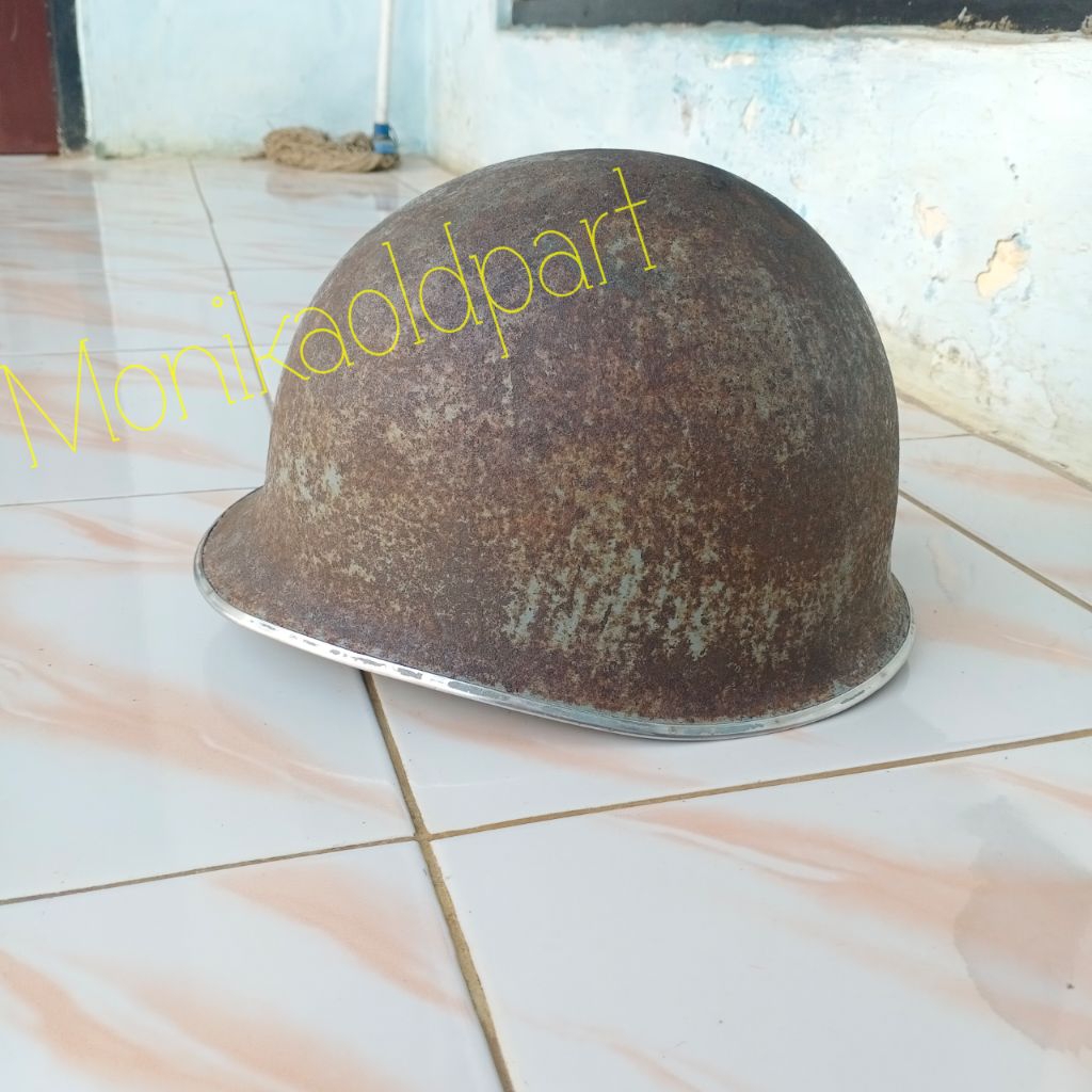 Helm Baja Rare Item  EXS Tentara Jadul Asli Baja Original Paint