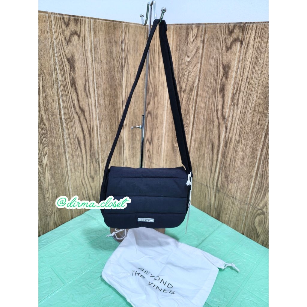 NEW - Original Beyond The Vines Poofy Bag "Black" / Tas BTV Poofy Bag "Hitam"