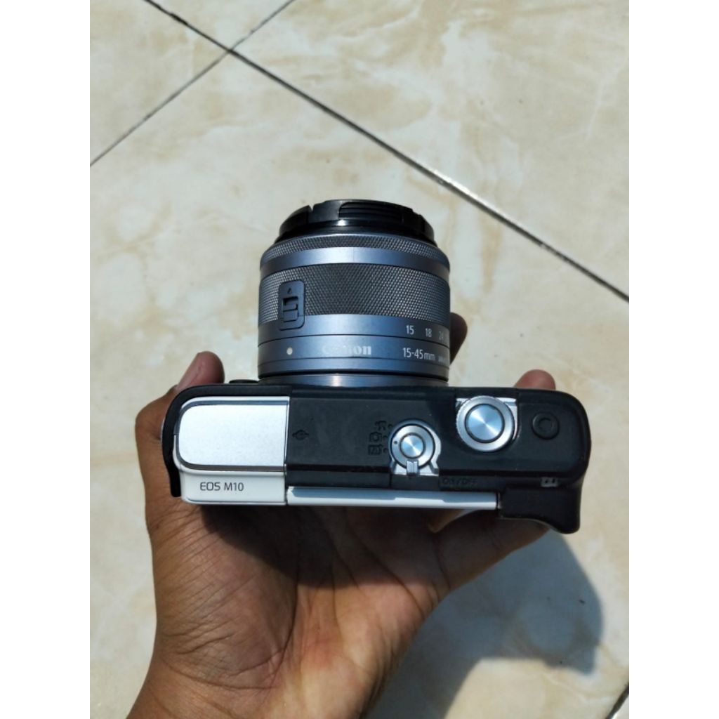 CANON M10 LENSA KIT MURAH NORMAL