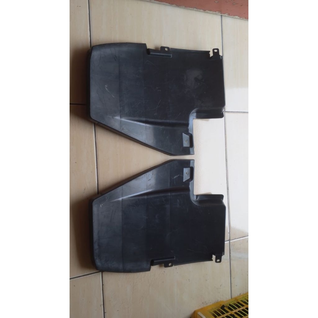 65637-BZ250 dan 65638-BZ250 LINER FENDER TUTUP PLASTIK SPACKBOARD BELAKANG RUSH DAN TERIOS