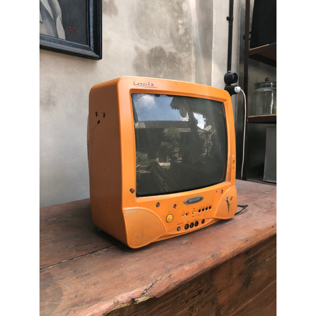 Vintage tv orange jadul thn 80’an