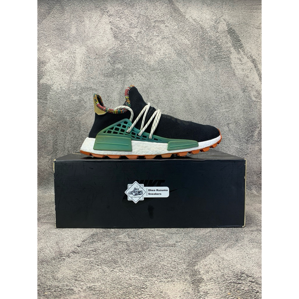Sepatu Second  Pharrell Williams x adidas NMD Human Race 'Black'  Size 41 1/3  insole 26 cm  Origina