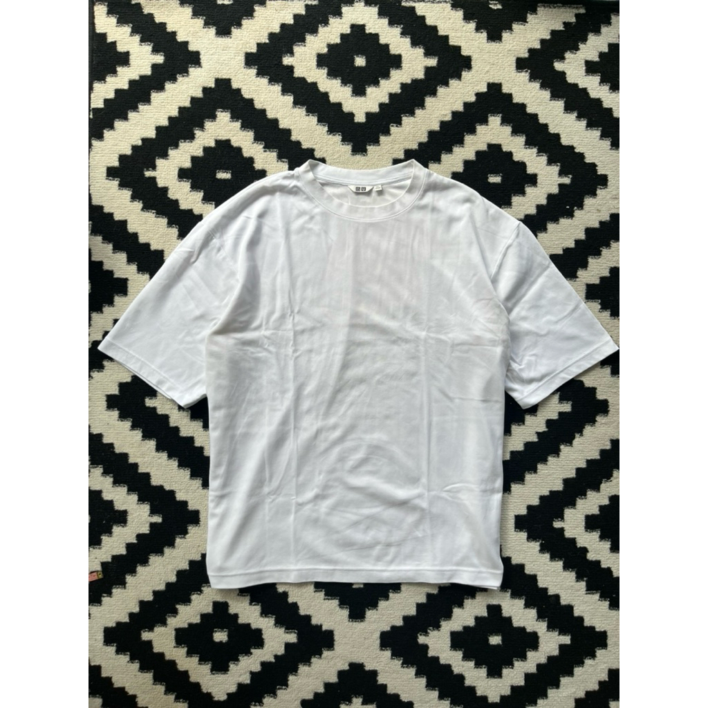 tshirt uniqlo airism size XXL