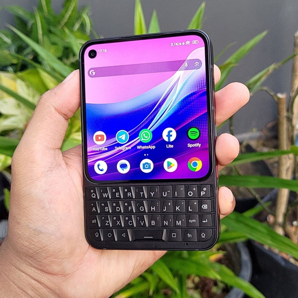 Unihertz Titan 2 Elite Ready HP Android 5G Unik Keypad QWERTY