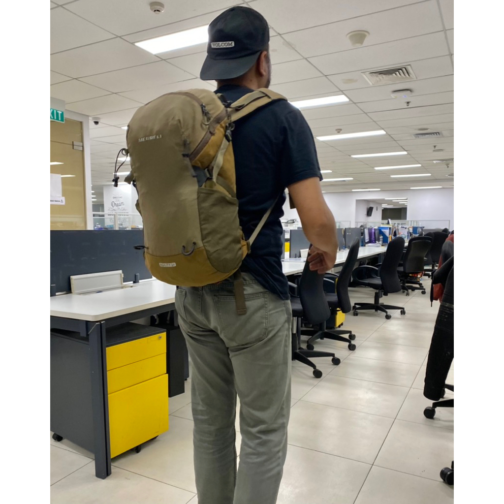 MERELL AGILITY 24 HIKING BAG