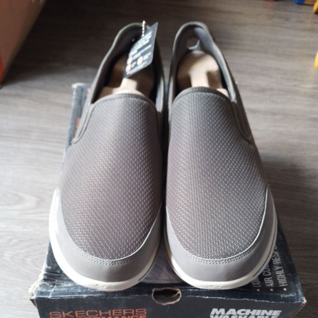 Sepatu S 216013/KHK
