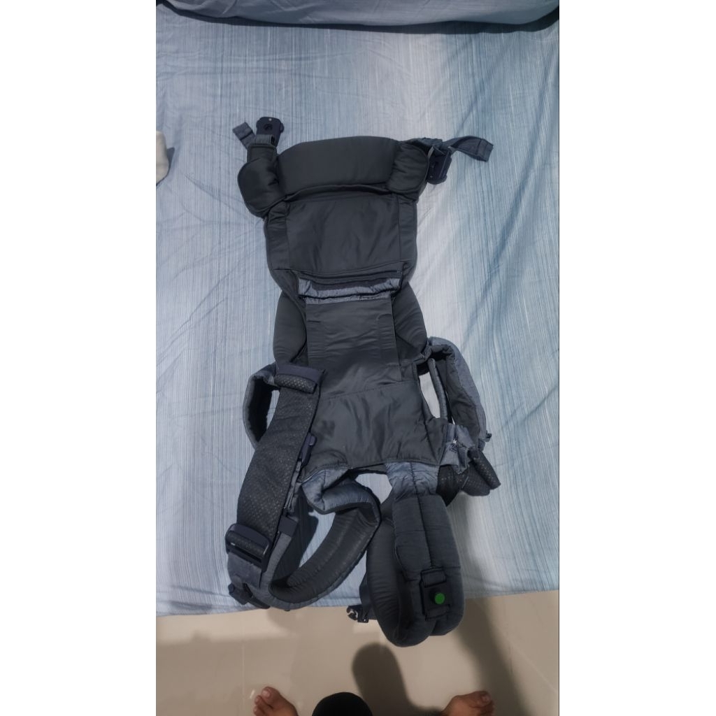 Gendongan Mshape Nuna CUDL Baby Carrier Second