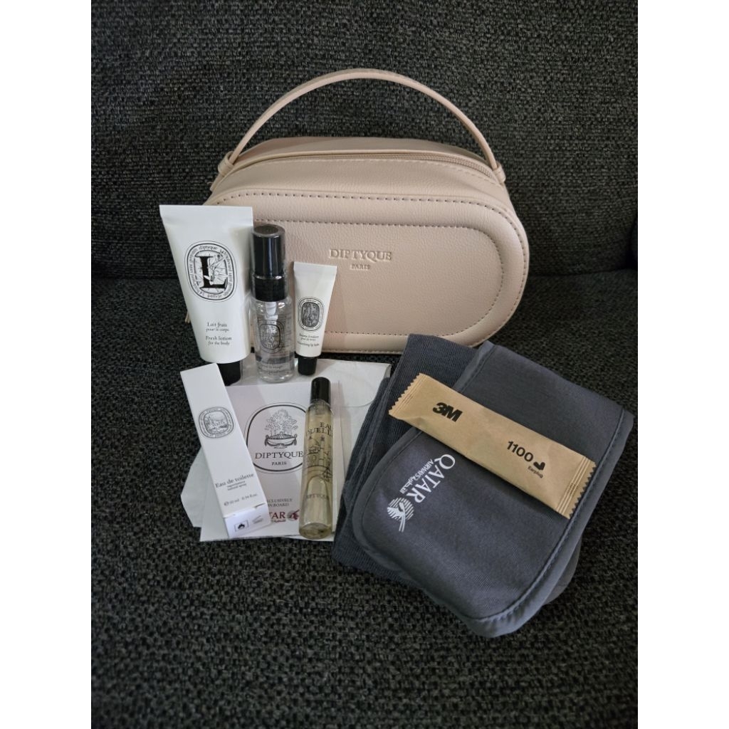 Travel Kit Amenities Kit Qatar Airways x Diptyque Pouch Beige