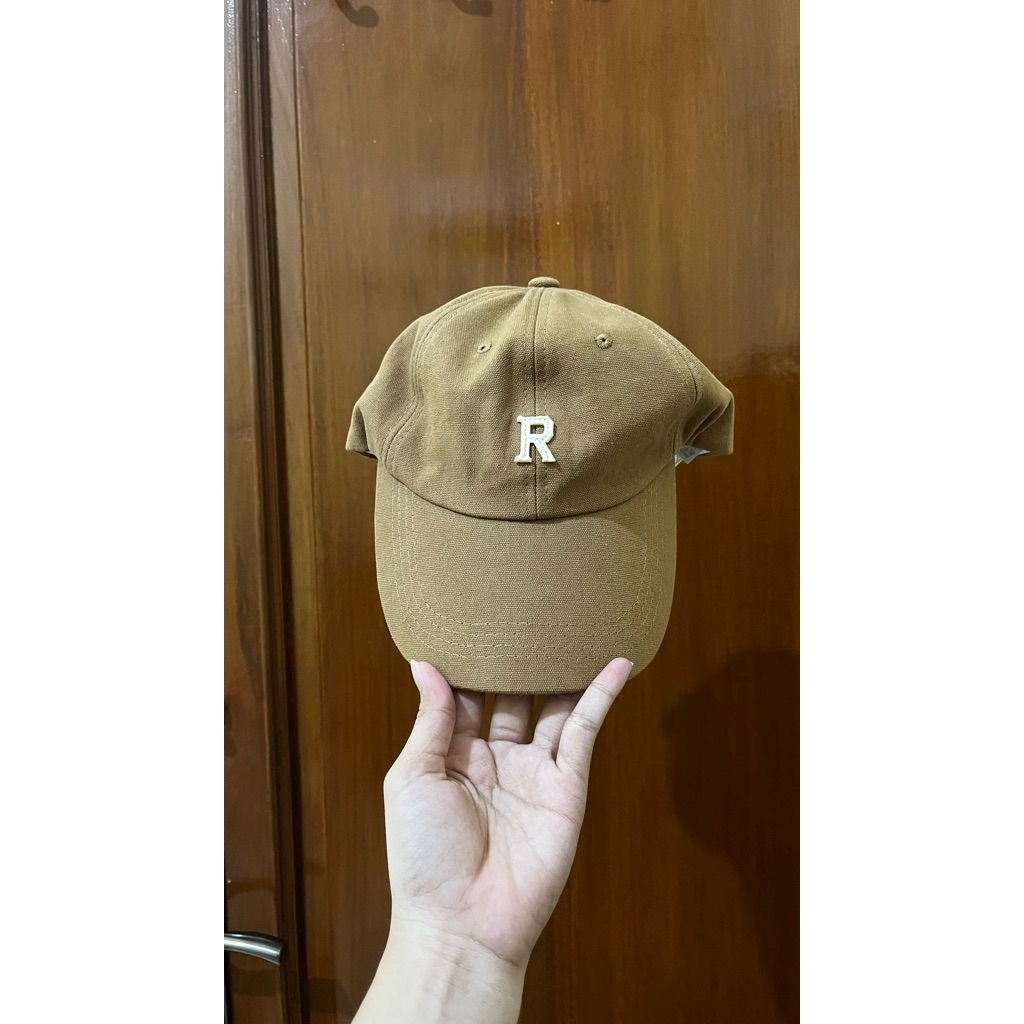 topi brown R