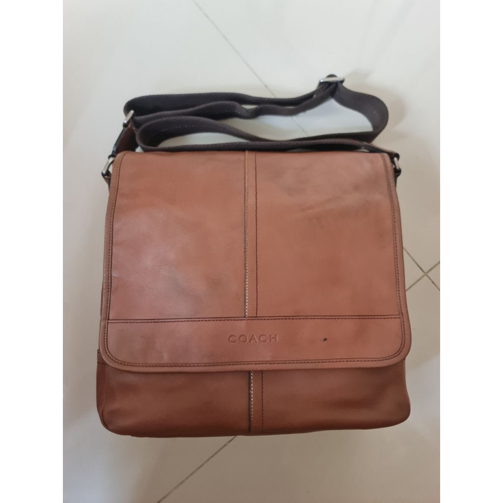 214. Sling Bag Men Pria Coach Lexington Brown Map Bag Leather Seri : F 70663 Mantan / Bekas / Second