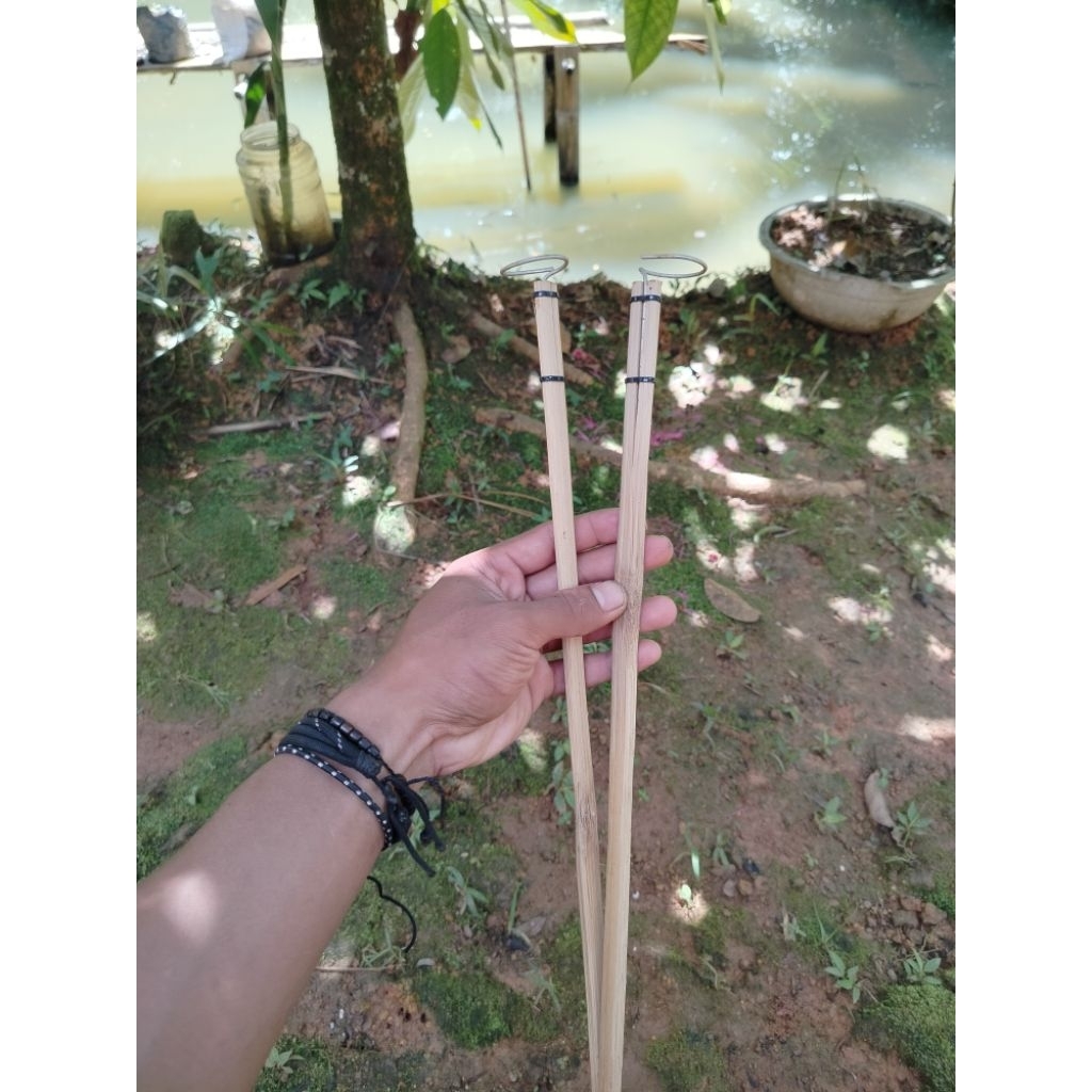 ajir penyangga anggrek,dan tanaman