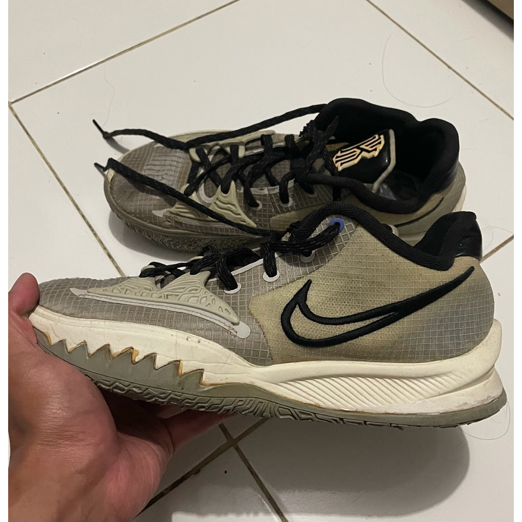 Nik3 Kyrie Low 4EP