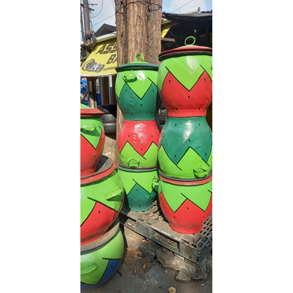 Tempat sampah ban bekas / Tong sampah karet murah uk 50cm×40cm dari umkm surabaya