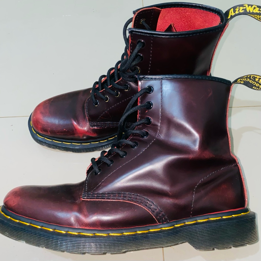docmart red cherry 1460 vegan leather, Size 43