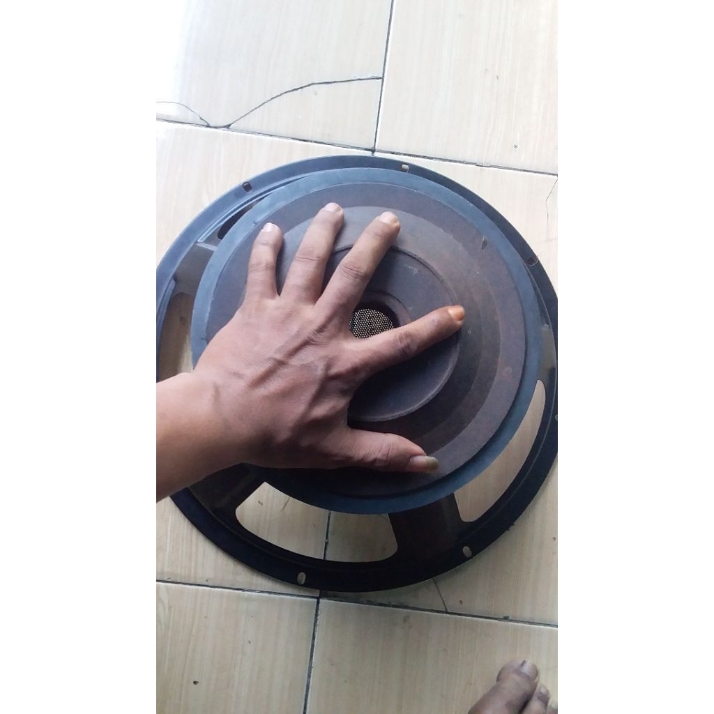 rangka speaker bekas 15inch Doble magnet