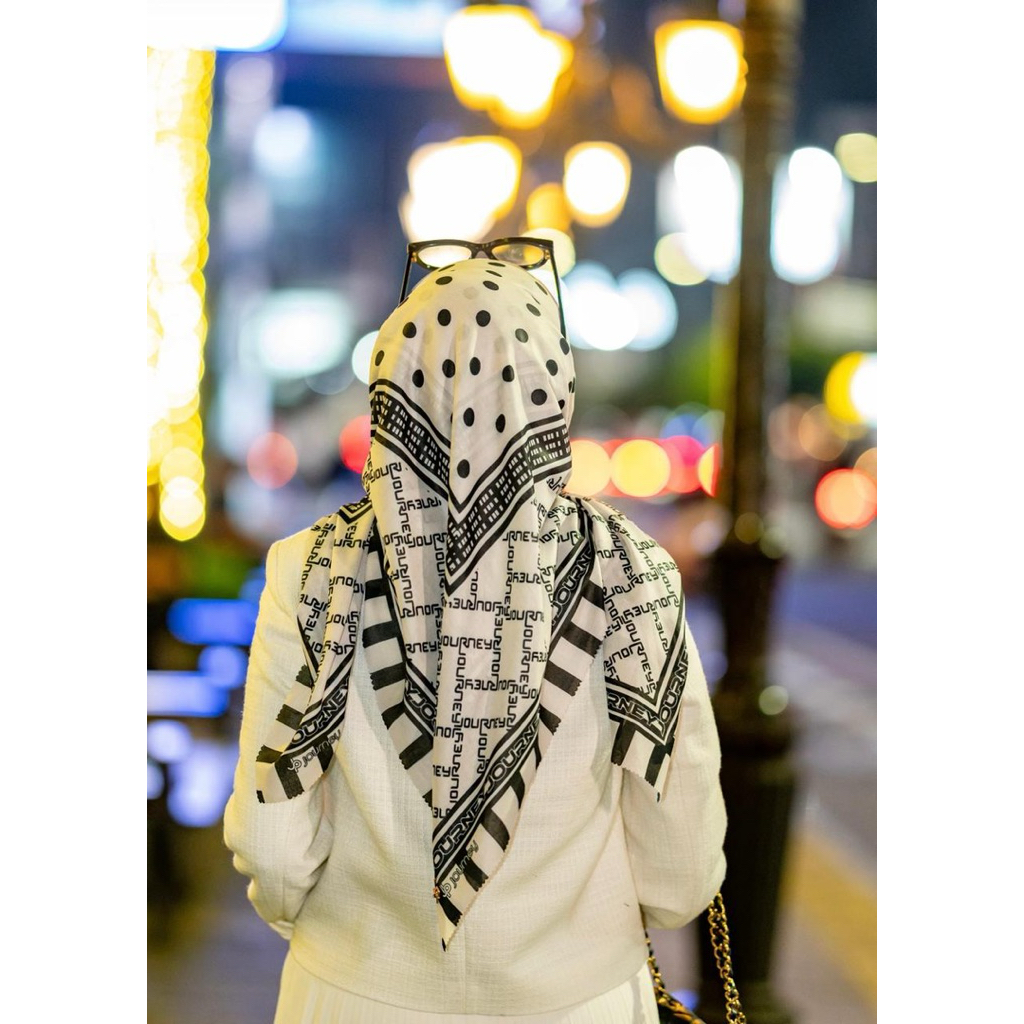 Hijab Journey kw Deo series Segiempat voal motif journey kw Jilbab Motif