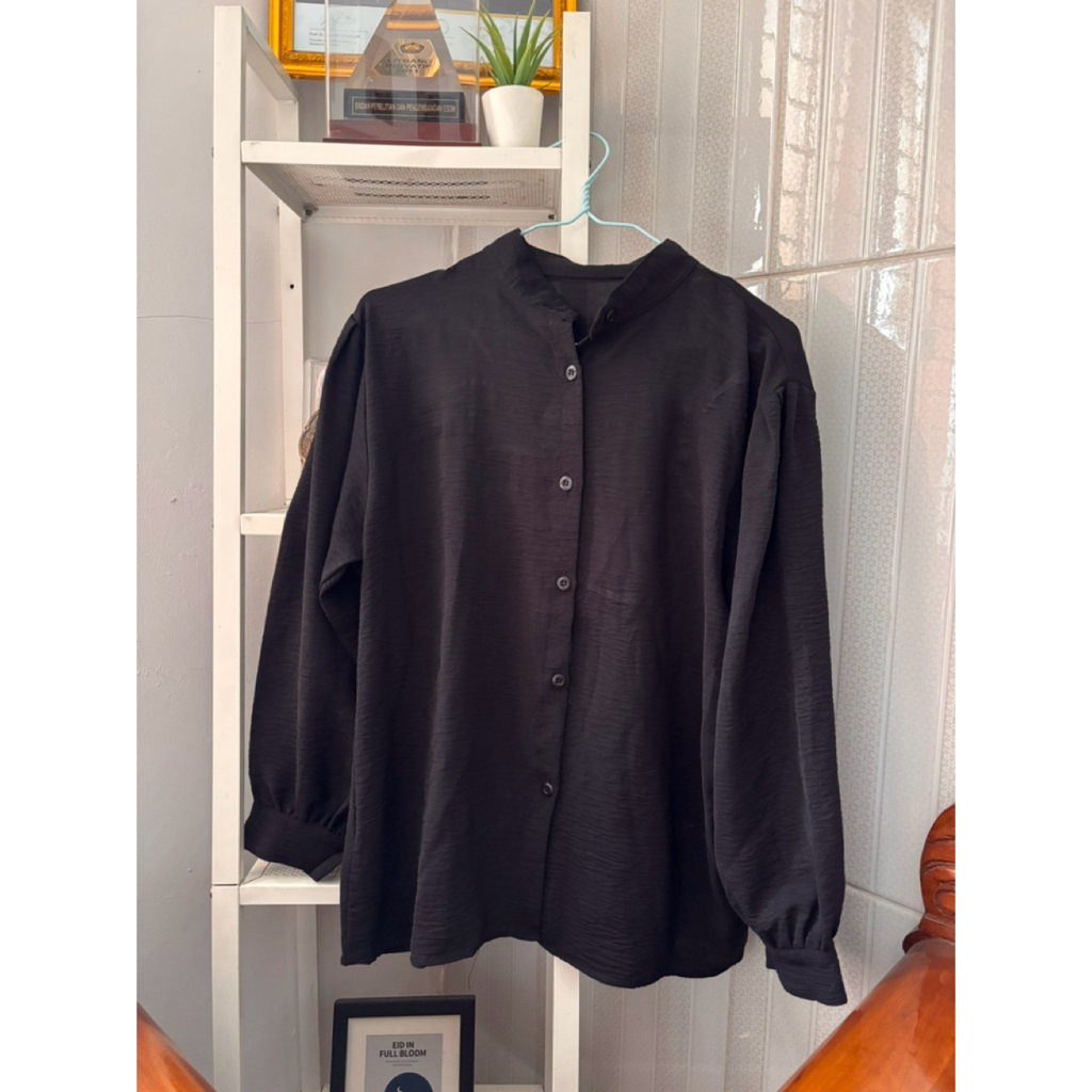preloved kemeja hitam