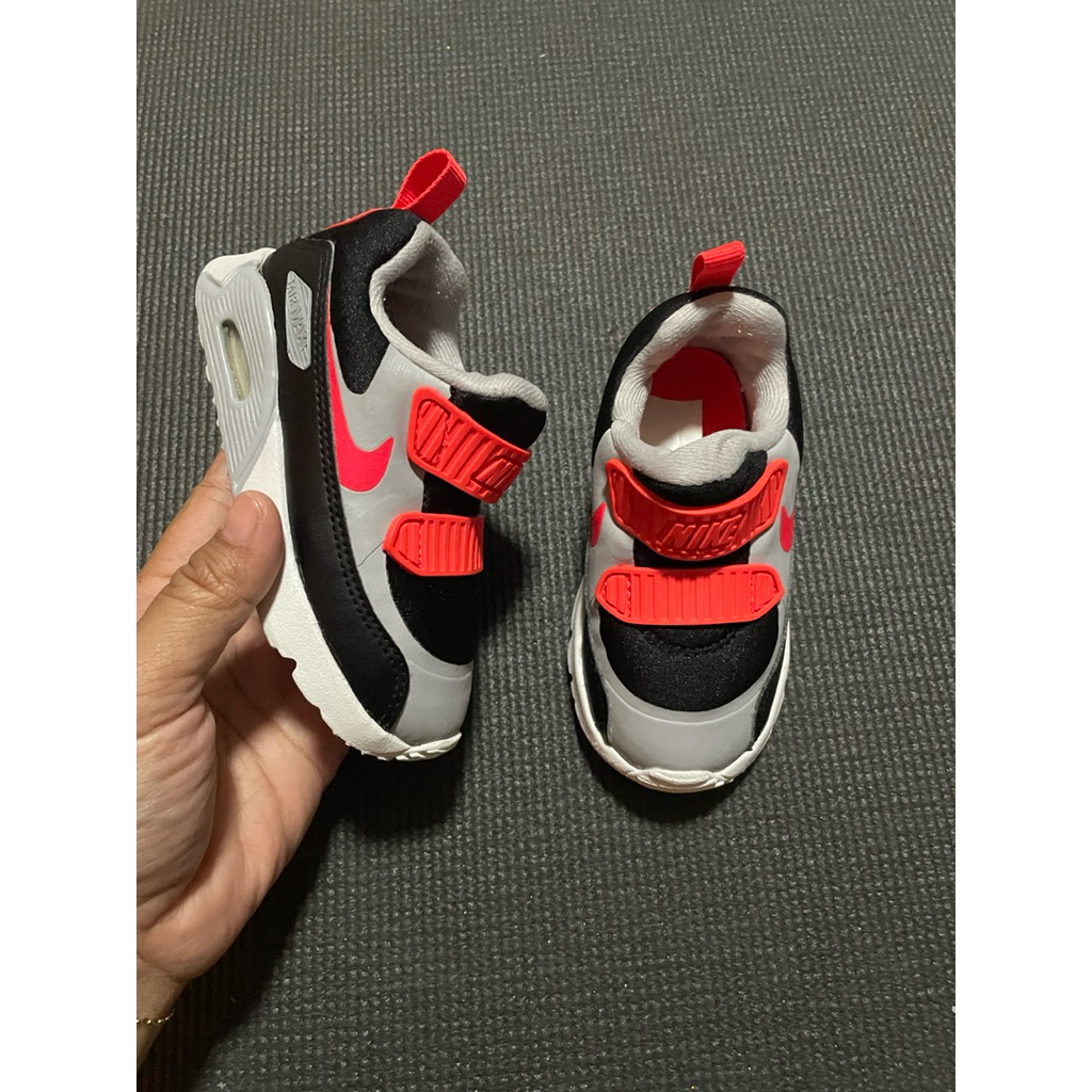 Sepatu Nike Airmax Tiny 90 size 23,5 insole 13cm