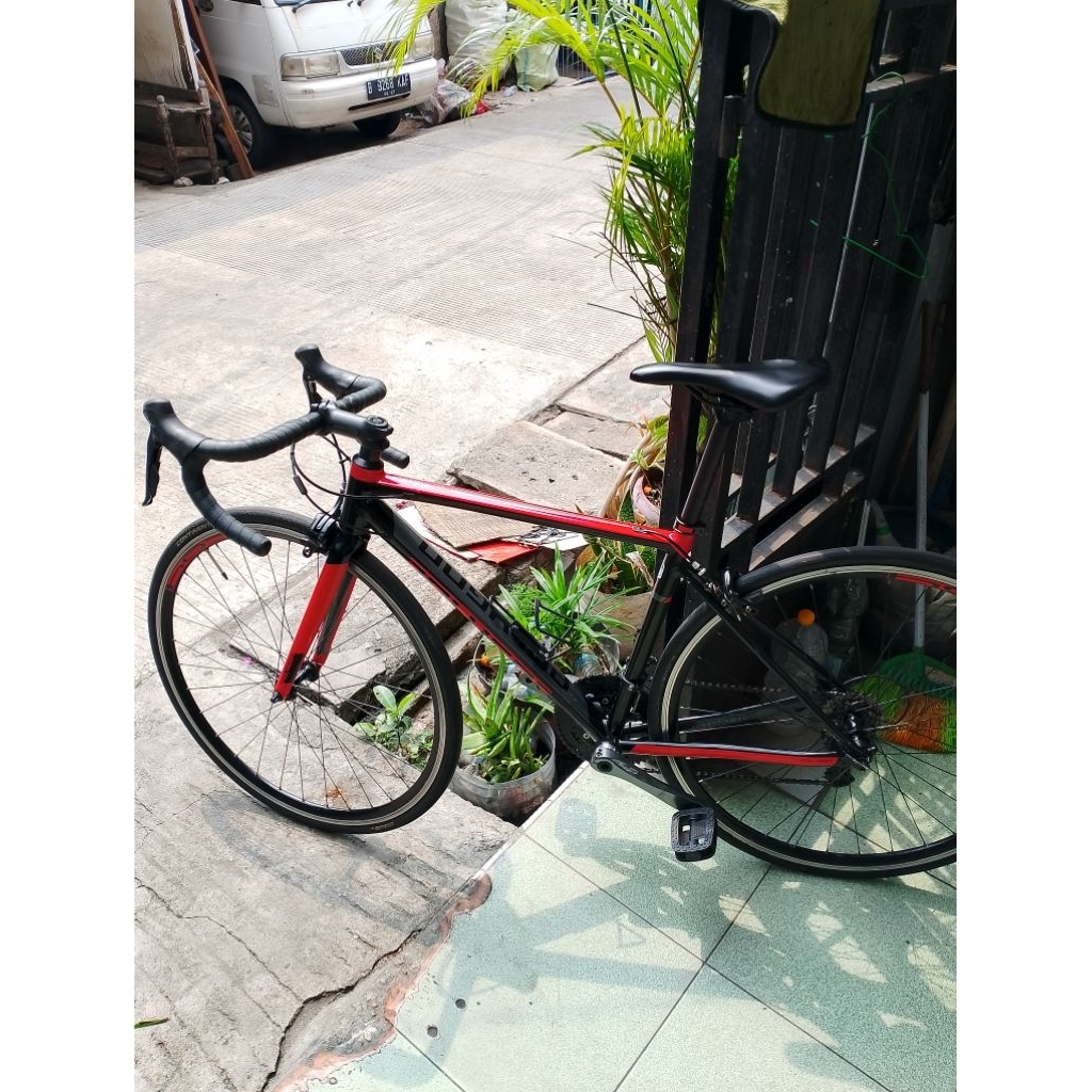 sepeda roadbike Polygon stratos s3 size S