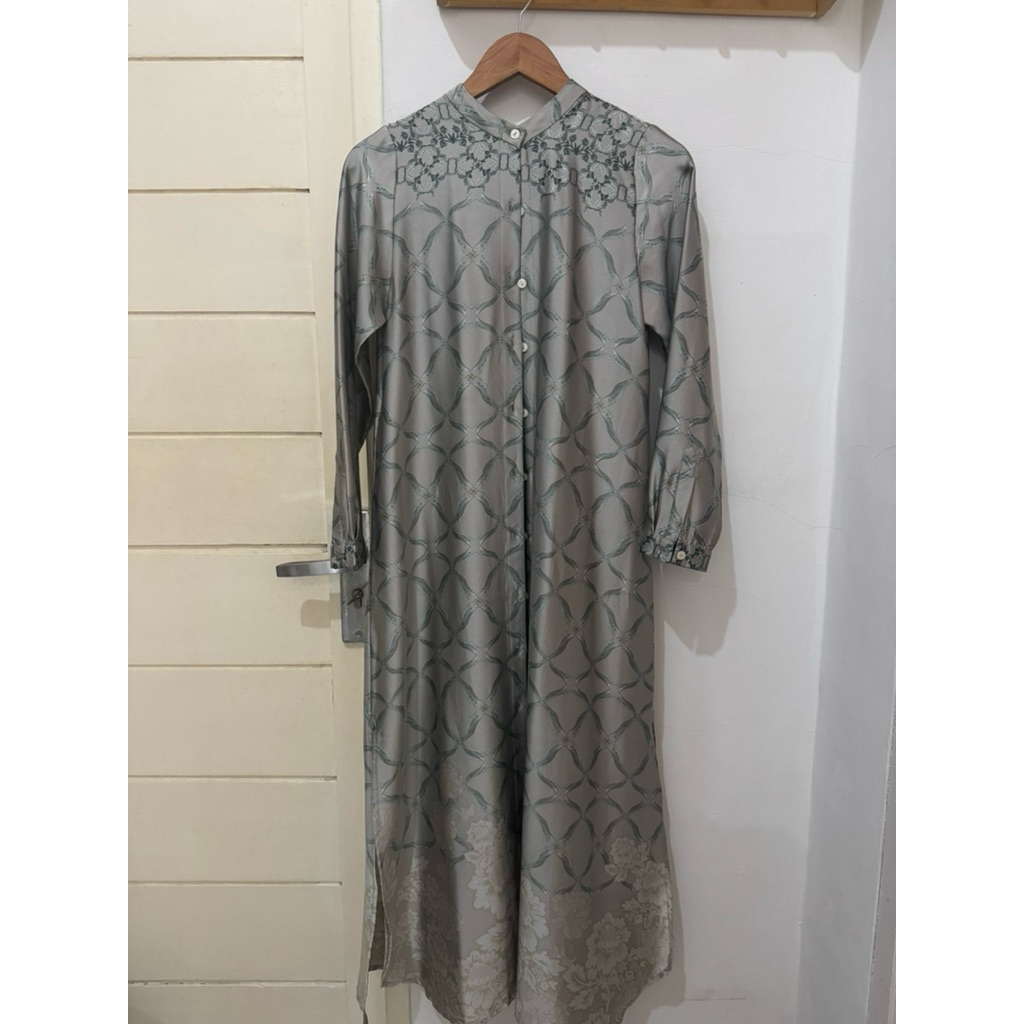 Ria Miranda Spodias Tunik Size S