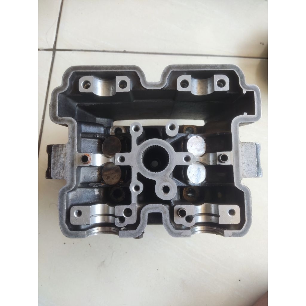 head cilinderkop satria fu original